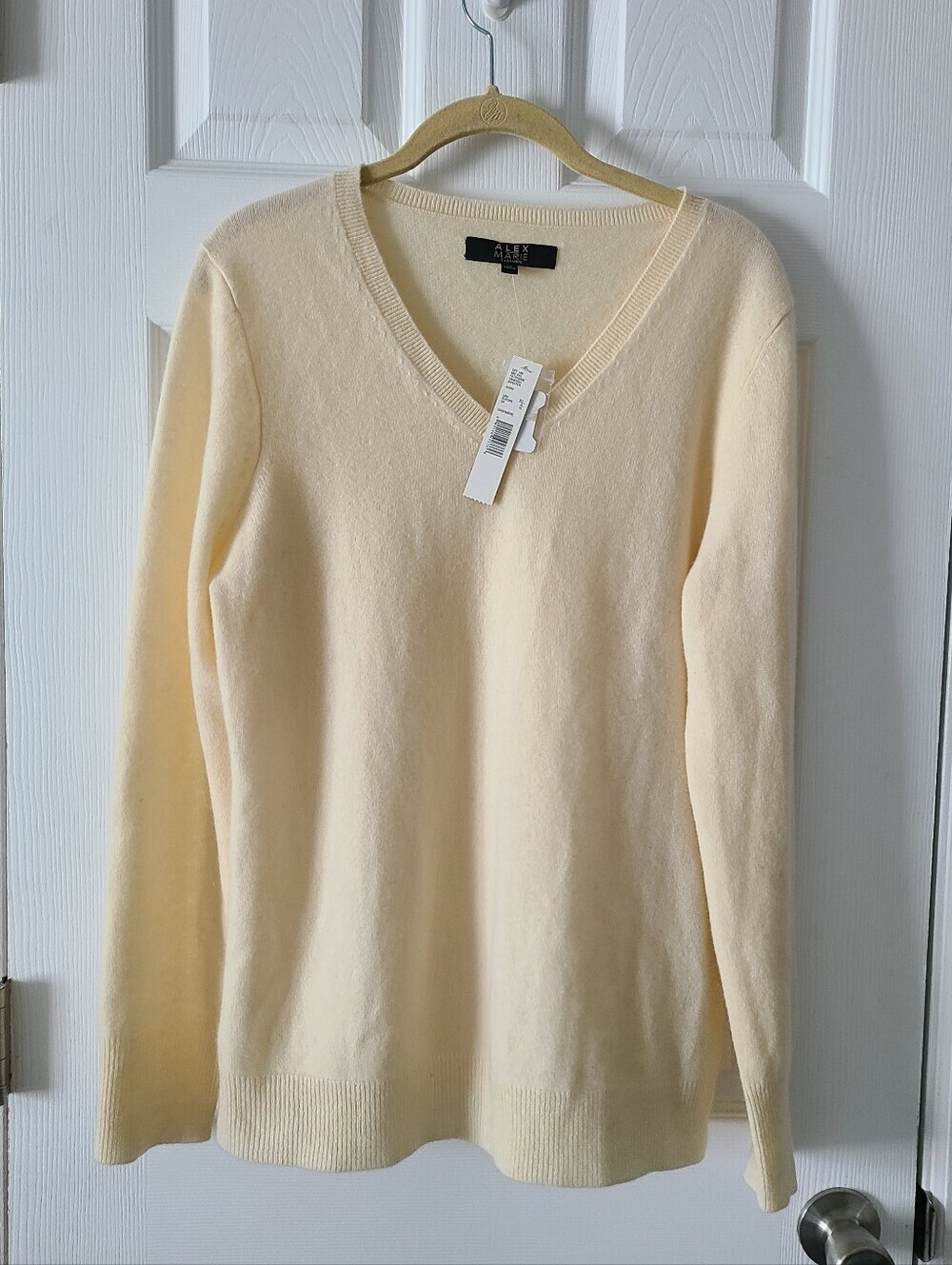 NWT‎ Alex Marie Cahmere Sweater
